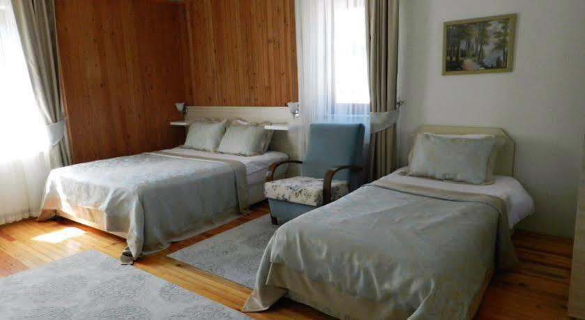 Abant Bahceli Kosk Hotel Akcaalan Exterior photo
